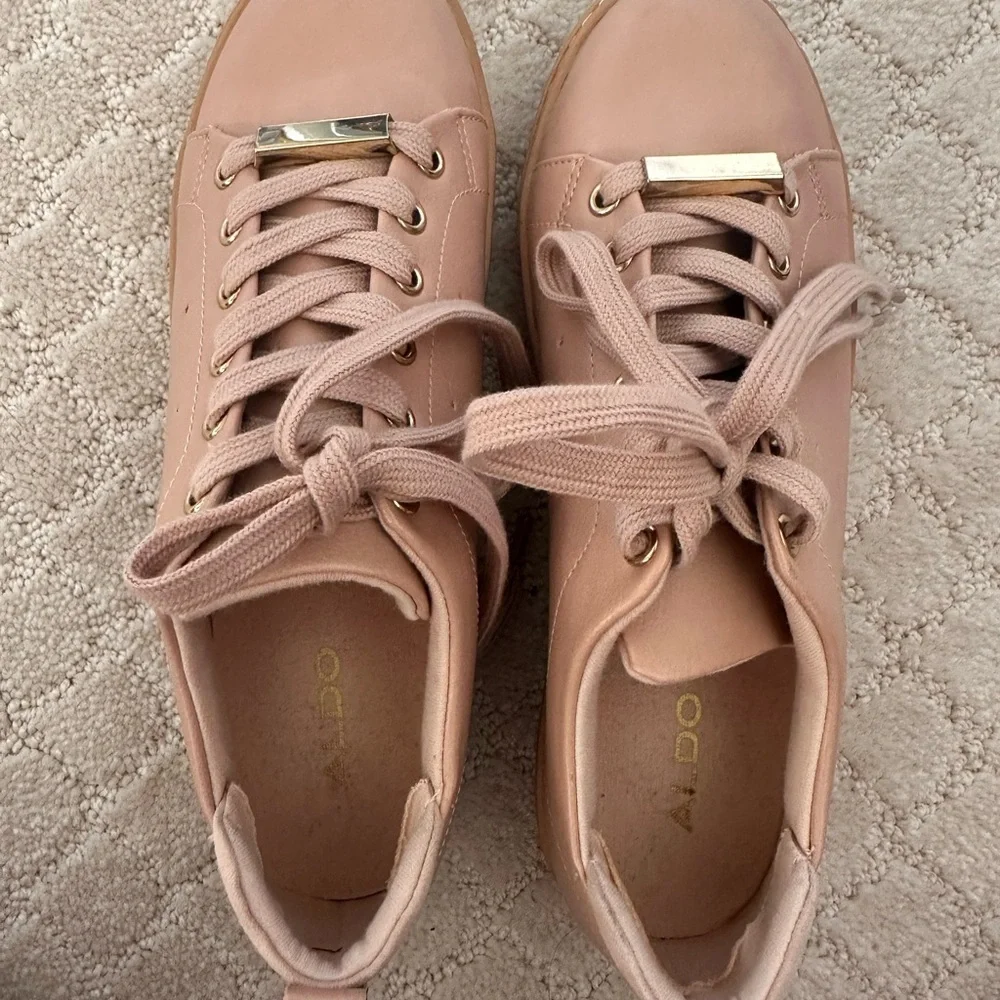 ALDO Women's Pink Sneakers Size 6